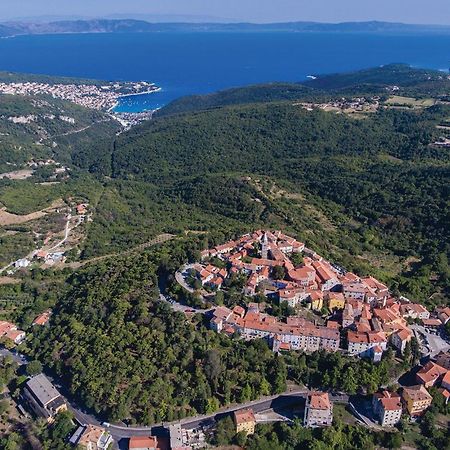 2 Bedroom Gorgeous Apartment In Labin Raša 외부 사진