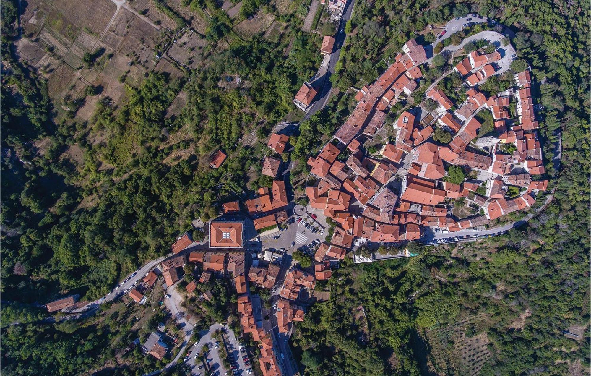2 Bedroom Gorgeous Apartment In Labin Raša 외부 사진