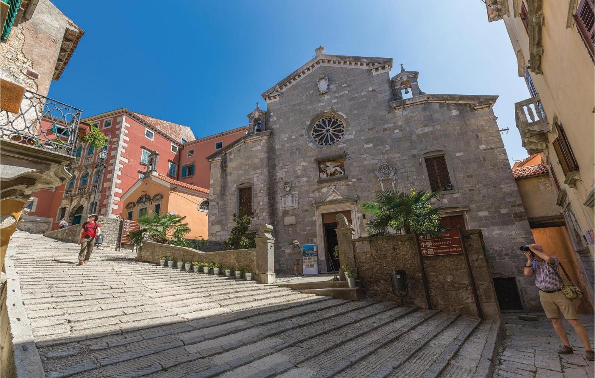 2 Bedroom Gorgeous Apartment In Labin Raša 외부 사진